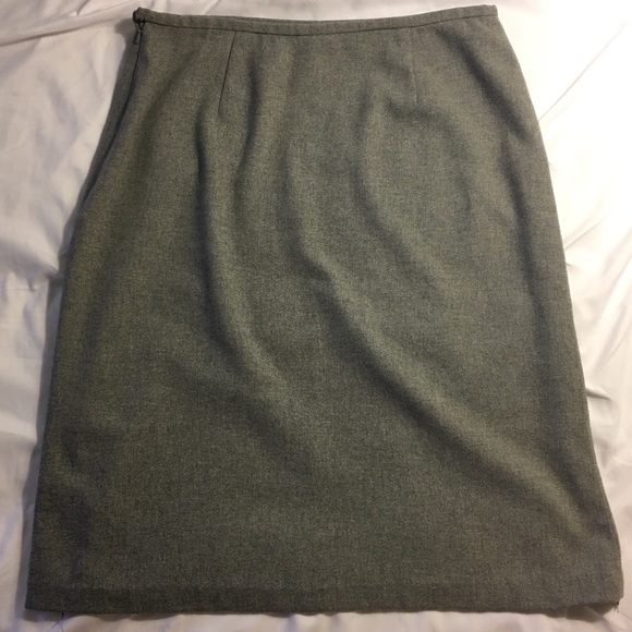Vintage Gap wool skirt with subtle sparkles - Picture 5 of 8